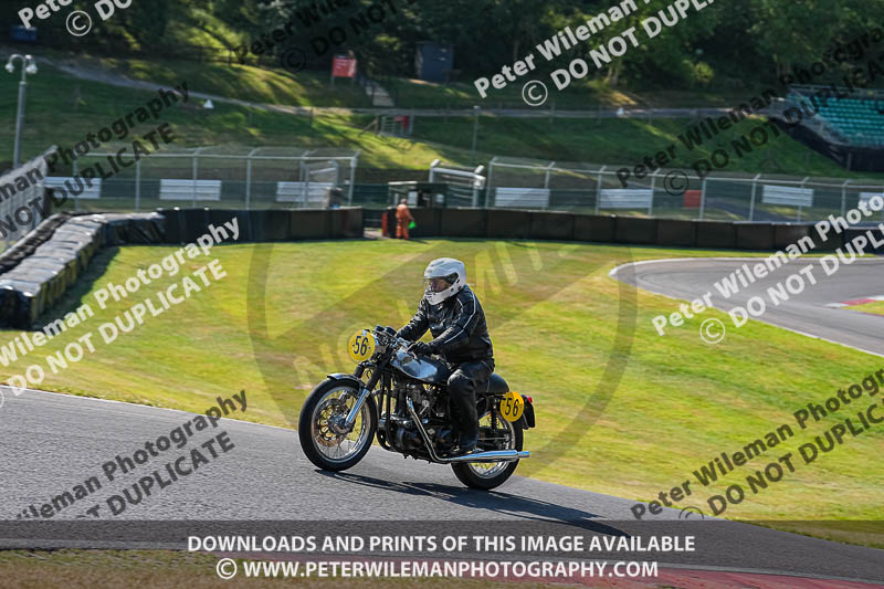 cadwell park;cadwell park photographs;cadwell trackday photographs;enduro digital images;event digital images;eventdigitalimages;peter wileman photography;racing digital images;trackday digital images;trackday photos